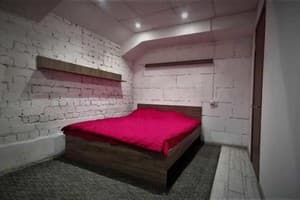 Мини-отель Бункер. Улучшенный двухместный Полулюкс 4
