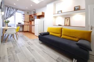 Квартира Home Hotel на Подоле ул. Волошская, 51/27. Апартаменты 4-местный Двухкомнатная на ул. Волошская, 51/27 4