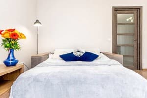 в новом доме на Оболони 7